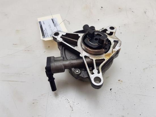 Vakuumpumpe Bremsen ABS 55221559 Alfa Romeo Giulietta (940) Schrägheck 1.4 TB 16V MultiAir (940.A.2000) 2011-01 Bild Vakuumpumpe Bremsen ABS 55221559 Alfa Romeo Giulietta (940) Schrägheck 1.4 TB 16V MultiAir (940.A.2000) 2011-01