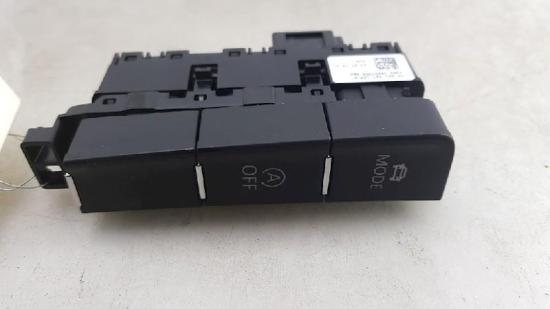 Schalter 5G1927137N Volkswagen Golf VII (AUA) Schr?gheck 1.4 TSI BlueMotion Technology 125 16V (CZCA) 2018-04 CZCA Bild Schalter 5G1927137N Volkswagen Golf VII (AUA) Schr?gheck 1.4 TSI BlueMotion Technology 125 16V (CZCA) 2018-04 CZCA