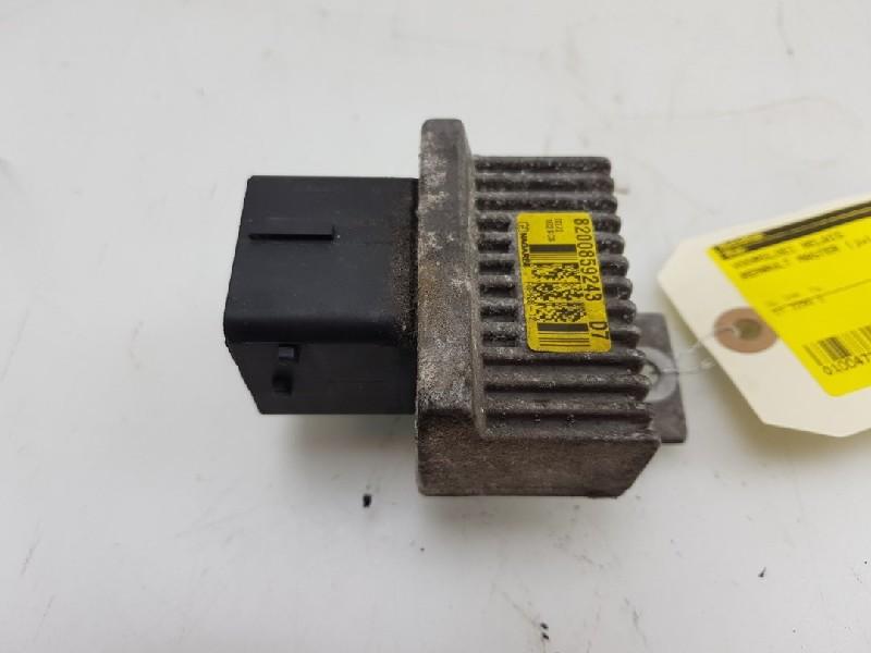 Vorgl?h Relais 8200859243 Renault Master III (MA/MB/MC/MD/MH/MF/MG/MH) Van 2.3 dCi 16V (M9T-B6) 2012 Bild Vorgl?h Relais 8200859243 Renault Master III (MA/MB/MC/MD/MH/MF/MG/MH) Van 2.3 dCi 16V (M9T-B6) 2012