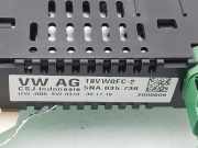 Aux/usb-Anschluss 5NA035736 Volkswagen Golf VIII (CD1) Schrägheck 2.0 TDI BlueMotion 16V (DTTA) 2020-07