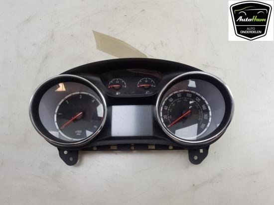 Tachoeinheit Kmh 39035237 Opel Astra K Schrägheck 5-drs 1.6 CDTI 110 16V (B16DTE(Euro 6)) 2016 Bild Tachoeinheit Kmh 39035237 Opel Astra K Schrägheck 5-drs 1.6 CDTI 110 16V (B16DTE(Euro 6)) 2016