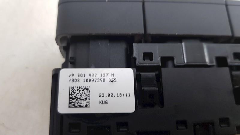 Schalter 5G1927137N Volkswagen Golf VII (AUA) Schr?gheck 1.4 TSI BlueMotion Technology 125 16V (CZCA) 2018-04 CZCA Bild Schalter 5G1927137N Volkswagen Golf VII (AUA) Schr?gheck 1.4 TSI BlueMotion Technology 125 16V (CZCA) 2018-04 CZCA