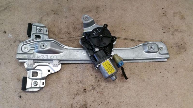 Fensterheber links hinten EFH 5-Türer mit Motor CHEVROLET AVEO SCHRÄGHECK (T300) 1.6 85 KW 0130822465 Bild Fensterheber links hinten EFH 5-Türer mit Motor CHEVROLET AVEO SCHRÄGHECK (T300) 1.6 85 KW 0130822465