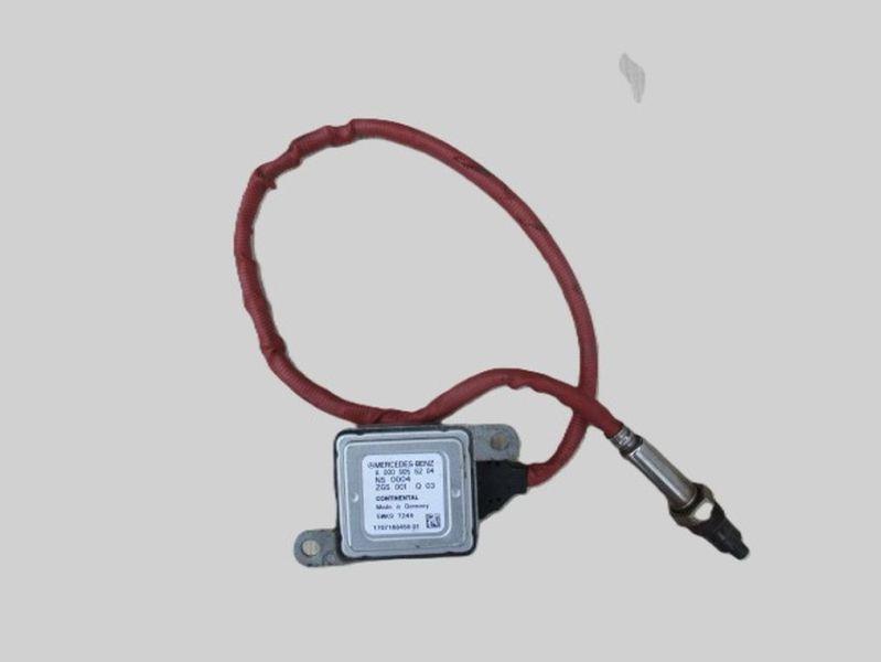 Lambdasonde NOX Sensor Abgasleitung vorne MERCEDES-BENZ C-KLASSE T-MODEL (S205) C 200 135 KW A0009056204