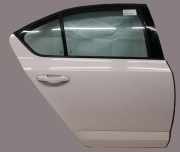 Tür rechts hinten ZV EFH 4-Türer weiß LF9E-9P9P SKODA OCTAVIA (5E3) 1.2 TSI 77 KW 5E0833056B
