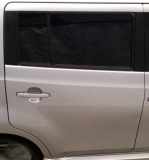 Tür rechts hinten ZV EFH 5-Türer silber DAIHATSU MATERIA (M4_) 1.5 76 KW 67003B1030