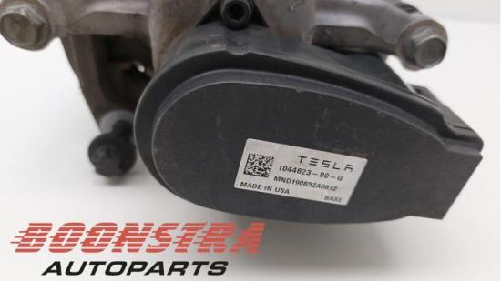 Bremszange links hinten Tesla Model 3 5YJ3 104462300G Bild Bremszange links hinten Tesla Model 3 5YJ3 104462300G