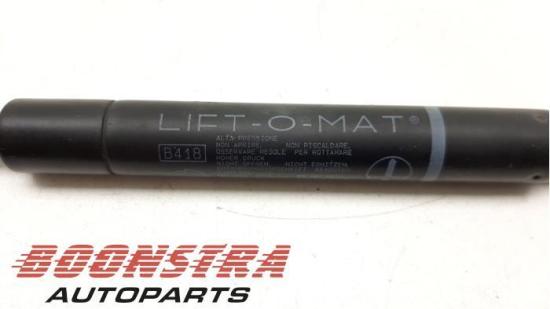 Heckklappendämpfer rechts Maserati Spyder GT 384700118 Bild Heckklappendämpfer rechts Maserati Spyder GT 384700118