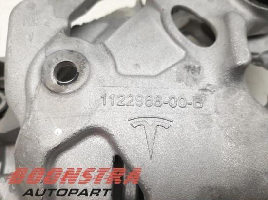 Sonstiges Teil Tesla Model 3 5YJ3 112296800B Bild Sonstiges Teil Tesla Model 3 5YJ3 112296800B