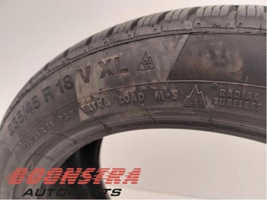 Reifen Tesla Model 3 5YJ3 TS850P Bild Reifen Tesla Model 3 5YJ3 TS850P