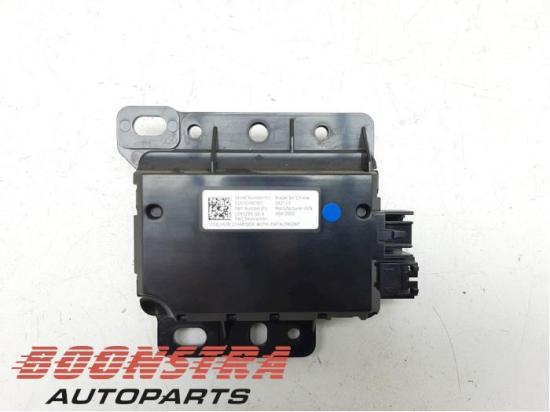 Sonstiges Teil Tesla Model 3 5YJ3 109329500A Bild Sonstiges Teil Tesla Model 3 5YJ3 109329500A