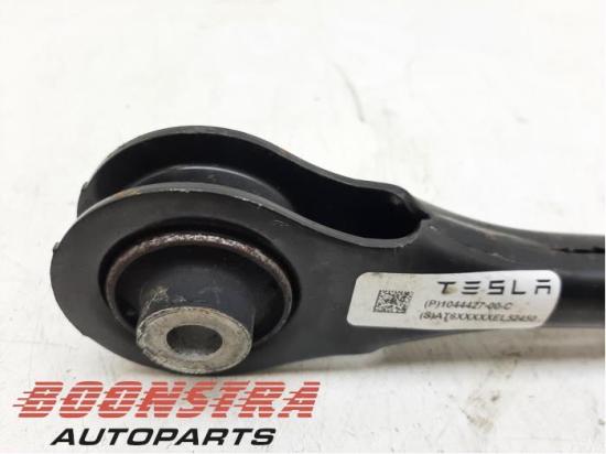 Traggelenk Tesla Model 3 5YJ3 104442700C Bild Traggelenk Tesla Model 3 5YJ3 104442700C