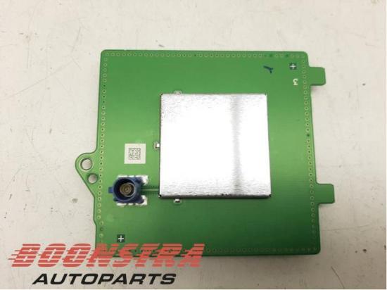 Antenne Dach Tesla Model 3 5YJ3 107973400C Bild Antenne Dach Tesla Model 3 5YJ3 107973400C