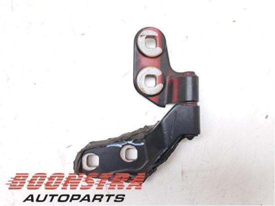 Motorhaubenscharnier rechts Ferrari 458 81429200 Bild Motorhaubenscharnier rechts Ferrari 458 81429200