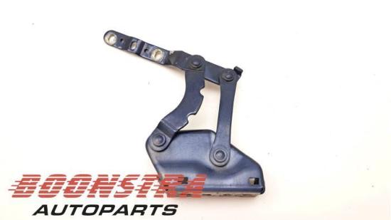 Motorhaubenscharnier links Maserati Spyder GT 384300115 Bild Motorhaubenscharnier links Maserati Spyder GT 384300115