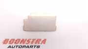 Relais Lexus CT 8264175080