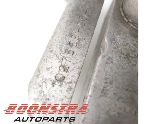 Heizungskühler Tesla Model S 5YJS 103735700E Bild Heizungskühler Tesla Model S 5YJS 103735700E