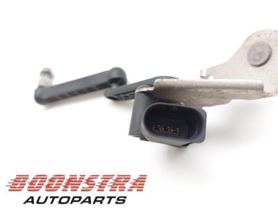 Sensor Tesla Model 3 5YJ3 104497100C Bild Sensor Tesla Model 3 5YJ3 104497100C