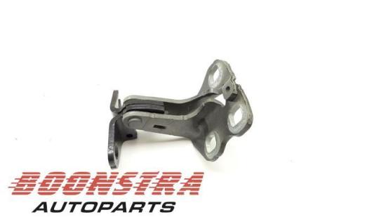 Türscharnier vorne rechts Tesla Model 3 5YJ3 110103499F Bild Türscharnier vorne rechts Tesla Model 3 5YJ3 110103499F