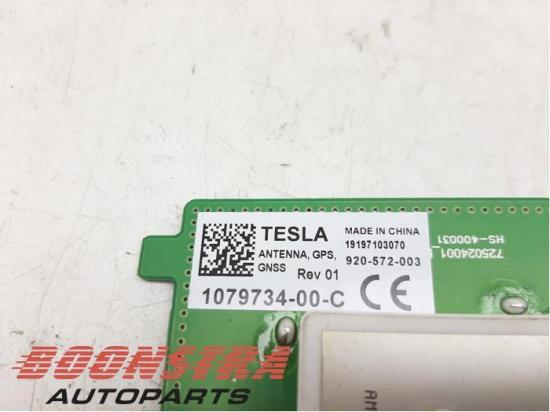 Antenne Dach Tesla Model 3 5YJ3 107973400C Bild Antenne Dach Tesla Model 3 5YJ3 107973400C