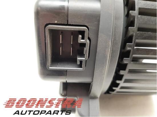 Gebläsemotor Tesla Model 3 5YJ3 110766900B Bild Gebläsemotor Tesla Model 3 5YJ3 110766900B