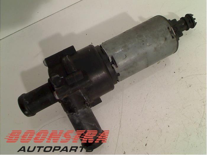 Zusatzwasserpumpe Ferrari 458 0392020034 Bild Zusatzwasserpumpe Ferrari 458 0392020034