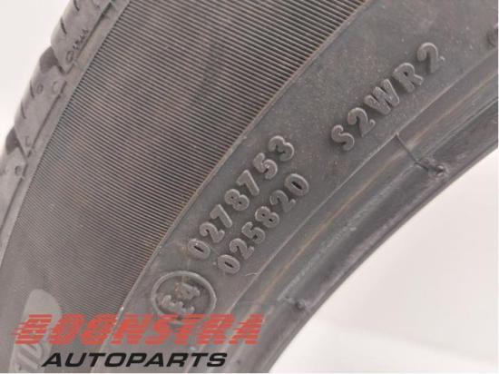 Reifen Tesla Model 3 5YJ3 TS850P Bild Reifen Tesla Model 3 5YJ3 TS850P