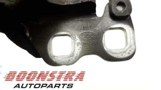 Türscharnier vorne rechts Tesla Model 3 5YJ3 110103400F Bild Türscharnier vorne rechts Tesla Model 3 5YJ3 110103400F