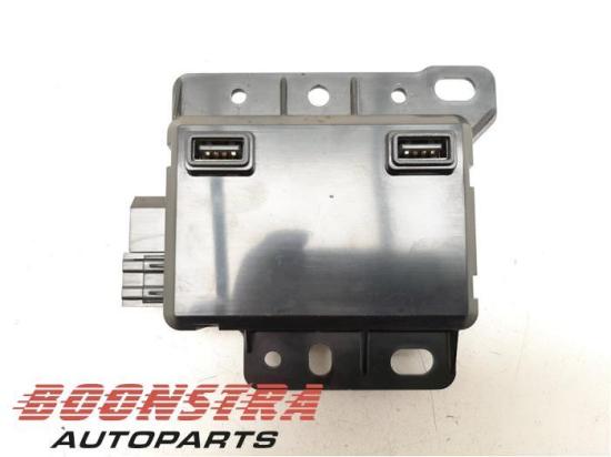 Sonstiges Teil Tesla Model 3 5YJ3 109329500A Bild Sonstiges Teil Tesla Model 3 5YJ3 109329500A