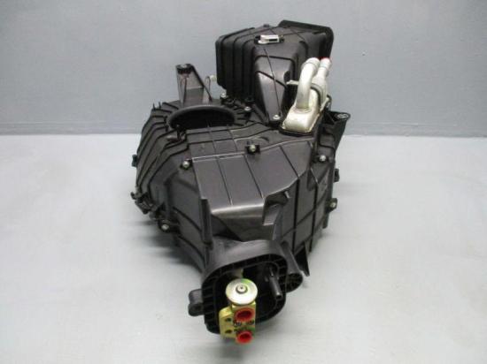 Gebläsemotor Heizungsgebläse Gebläsekasten VW MULTIVAN T5 V 03-09 96 KW 7H5820004B Bild Gebläsemotor Heizungsgebläse Gebläsekasten VW MULTIVAN T5 V 03-09 96 KW 7H5820004B