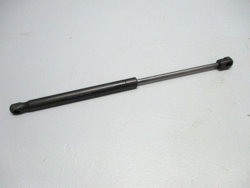 Gasdruckfeder Gasdruckdämpfer Motorhaube VW MULTIVAN T5 V 03-09 96 KW 7H0823359C Bild Gasdruckfeder Gasdruckdämpfer Motorhaube VW MULTIVAN T5 V 03-09 96 KW 7H0823359C