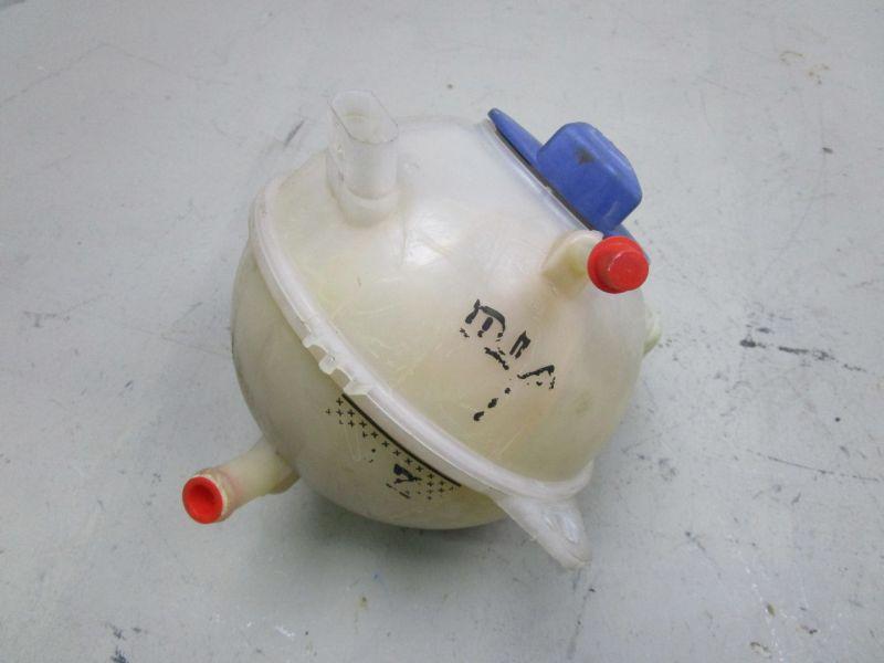Behälter Kühlwasser Ausgleichsbehälter VW LT 2 II PRITSCHE 01-06 70 KW 2D0121403K Bild Behälter Kühlwasser Ausgleichsbehälter VW LT 2 II PRITSCHE 01-06 70 KW 2D0121403K