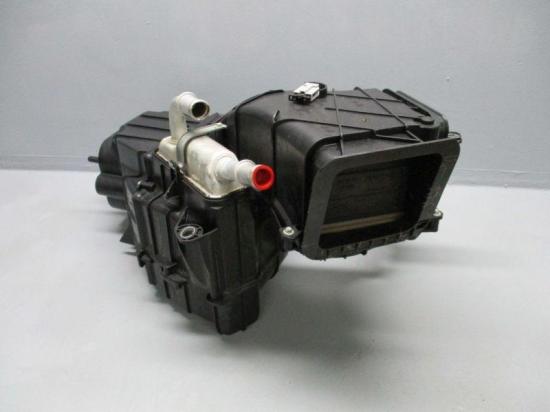 Gebläsemotor Heizungsgebläse Gebläsekasten VW MULTIVAN T5 V 03-09 96 KW 7H5820004B Bild Gebläsemotor Heizungsgebläse Gebläsekasten VW MULTIVAN T5 V 03-09 96 KW 7H5820004B