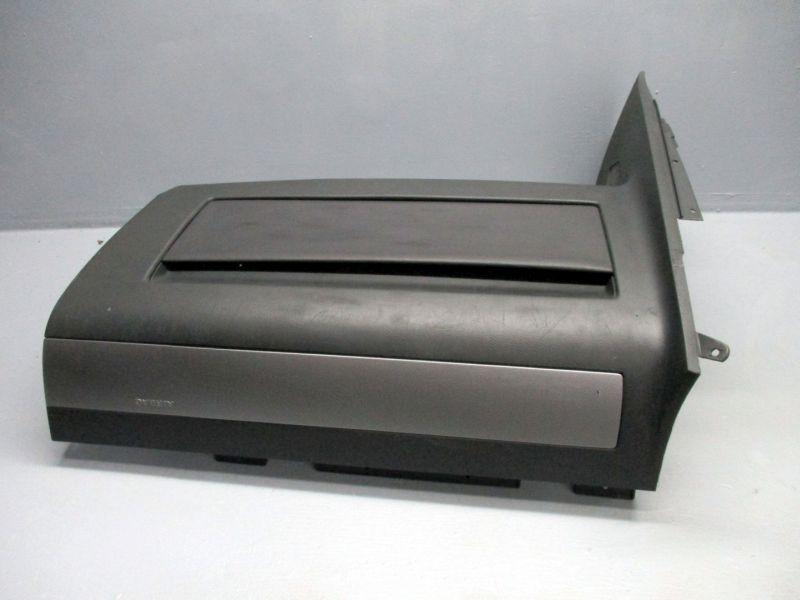 Verkleidung Armaturenbrett rechts VW MULTIVAN T5 V 03-09 96 KW 7H5858904K 7H5857056A Bild Verkleidung Armaturenbrett rechts VW MULTIVAN T5 V 03-09 96 KW 7H5858904K 7H5857056A