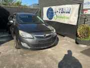 Kraftstofffördereinheit Opel Astra J P10 13586322