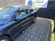 Tür links vorne Volvo V70 III 135 32228890