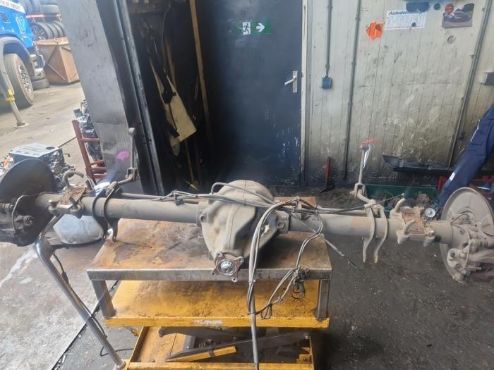 Hinterachse komplett Mercedes-Benz Sprinter 3,5t Kasten 906 A0003500400