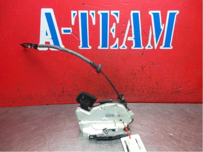 Klappenschlosszug VW Golf VII 5G 5K4839016Q Bild Klappenschlosszug VW Golf VII 5G 5K4839016Q