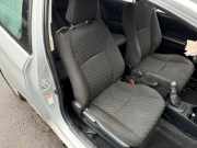 Sitz rechts Toyota Yaris P13