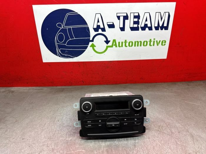 Radio Dacia Logan MCV II 281154137R Bild Radio Dacia Logan MCV II 281154137R