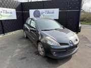 Kotflügel rechts vorne Renault Clio III Grandtour R 631003362R