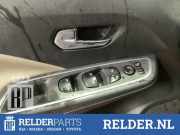 Schalter für Fensterheber Nissan Micra V K14