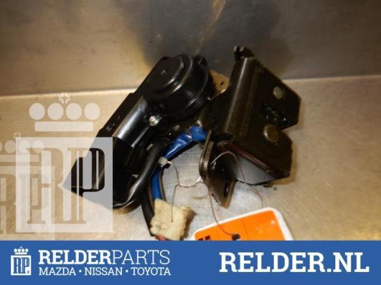 Klappenschlosszug Toyota Corolla Liftback E12 Bild Klappenschlosszug Toyota Corolla Liftback E12