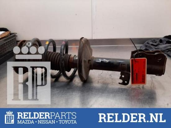 Federbein links vorne Toyota Corolla Liftback E12 Bild Federbein links vorne Toyota Corolla Liftback E12