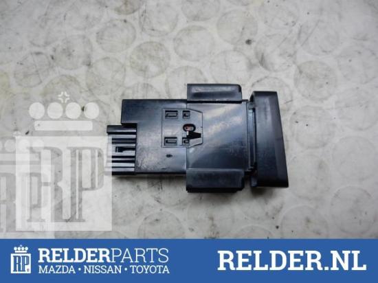 Schalter für Klimaanlage Toyota Corolla Liftback E12 Bild Schalter für Klimaanlage Toyota Corolla Liftback E12