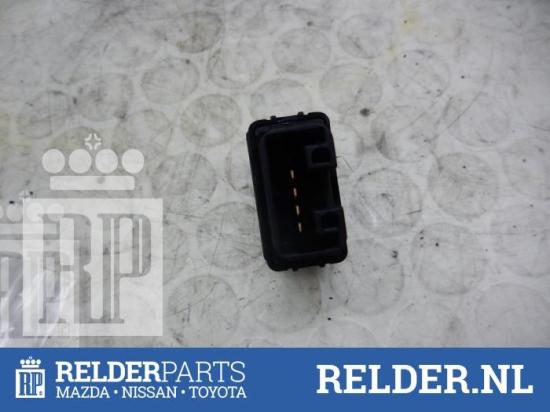 Schalter für Leuchtweitenregelung Toyota Corolla Liftback E12 Bild Schalter für Leuchtweitenregelung Toyota Corolla Liftback E12