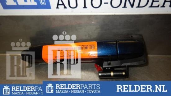 Türgriff rechts vorne Toyota Corolla Liftback E12 Bild Türgriff rechts vorne Toyota Corolla Liftback E12