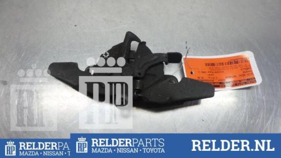 Klappenschlosszug Toyota Corolla Liftback E12 Bild Klappenschlosszug Toyota Corolla Liftback E12