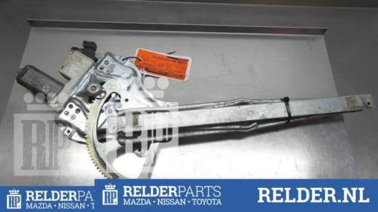 Fensterheber rechts vorne Toyota Corolla Liftback E12 6981002130 Bild Fensterheber rechts vorne Toyota Corolla Liftback E12 6981002130