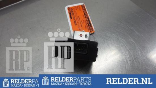 Steuergerät Toyota Corolla Liftback E12 8865012A00 Bild Steuergerät Toyota Corolla Liftback E12 8865012A00